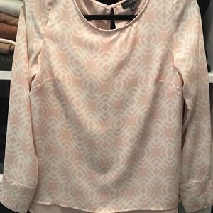 Super pretty Limited blouse, blush pink geometric pattern